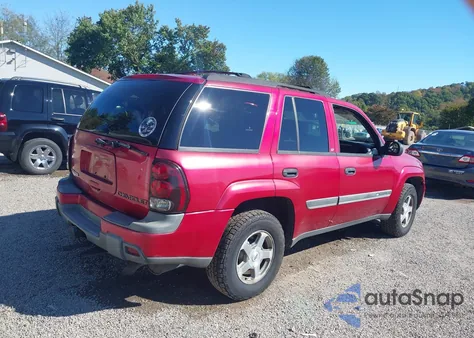 2002 Chevrolet Trailblazer Lt from USA, damaged, VIN 1GNDT13S822523955
